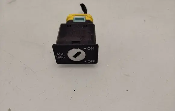 Porsche Cayenne (9PA) Passenger airbag on/off switch 1K0919237A