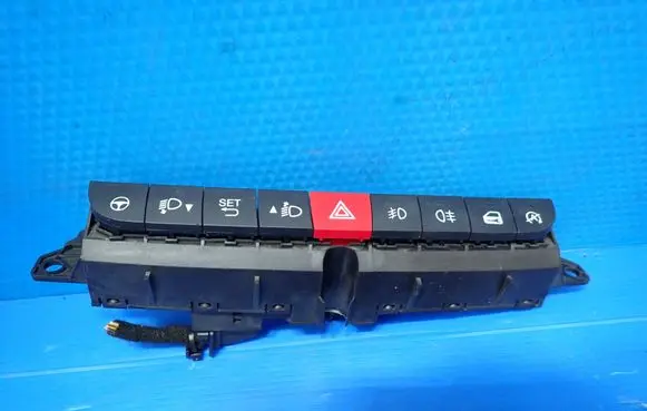 Fiat 500L Other switches/knobs/shifts 735587841 735590807