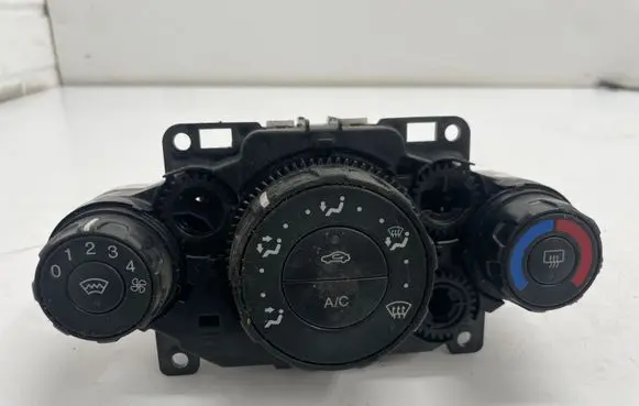 Ford Fiesta Climate control unit 8A6119980BE