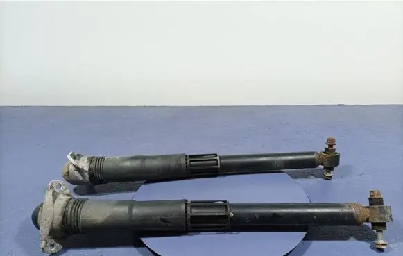 Volkswagen Tiguan Rear shock absorber/damper 5Q0513425J