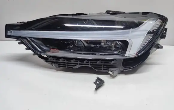 Volvo XC60 Headlight/headlamp 32420430