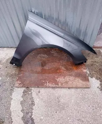 Ford Mondeo MK IV Fender 