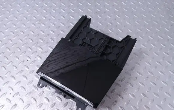 Skoda Karoq Glove box central console 57B863077E 57B863077D