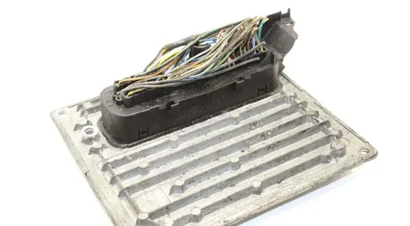 Ford Focus Engine control unit/module 5M5112A650FG