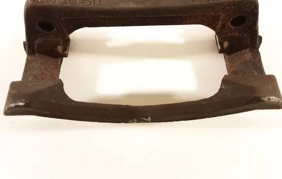 Jeep Cherokee Front Brake Caliper Pad/Carrier 134729