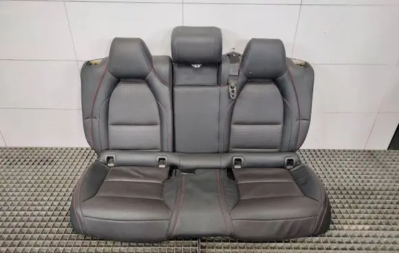 Mercedes-Benz CLA C117 X117 W117 Second row seats