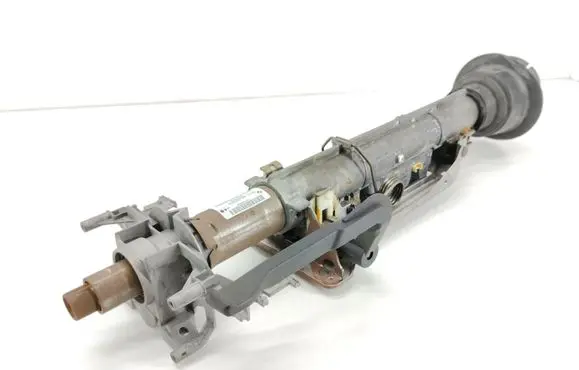 Steering wheel axle set
