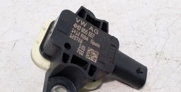 Audi A7 S7 4G Airbag deployment crash/impact sensor 4H0955557
