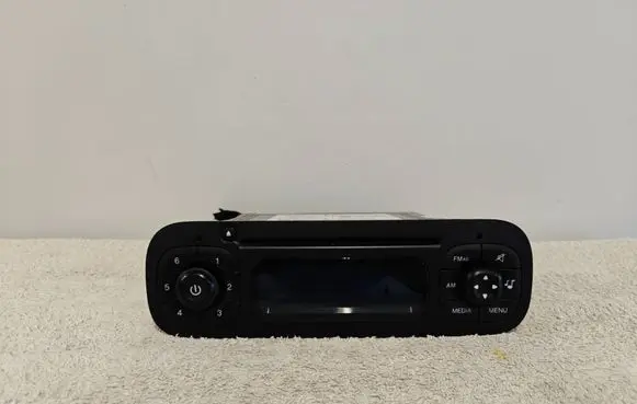 Radio/CD/DVD/GPS head unit