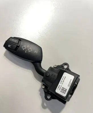 BMW 5 E60 E61 Indicator stalk 6924103 01106720