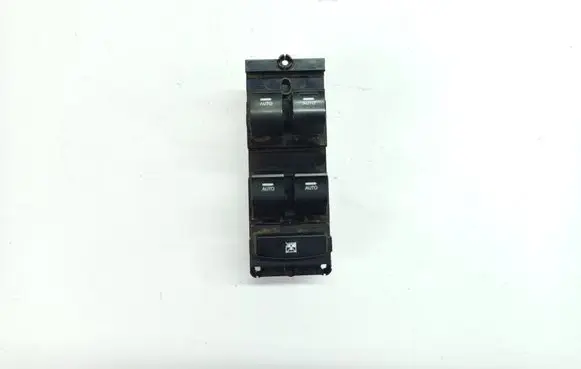 Hyundai i40 Electric window control switch 93570-3Z050 39R4951000 20137100107