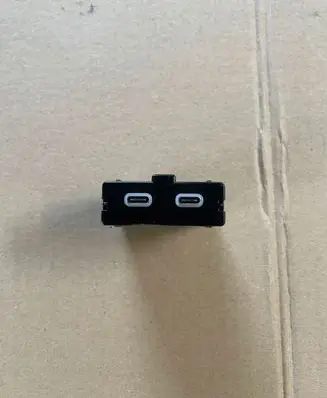 Skoda Octavia Mk4 USB socket connector 3G5035954A