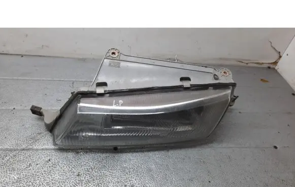 Daewoo Nexia Front reflector 