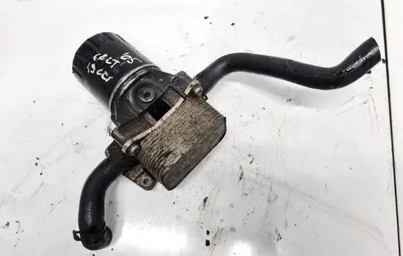 Mitsubishi Colt Oil filter cover 