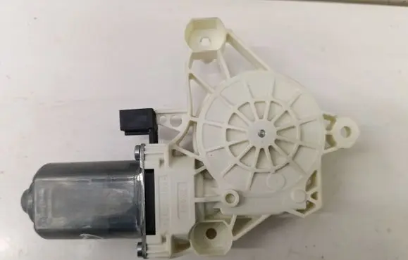 Mercedes-Benz EQE v295 Rear door window regulator motor A0009065008