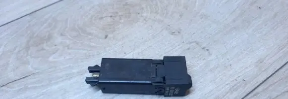 Saab 9000 CS Seat heating switch 9518820