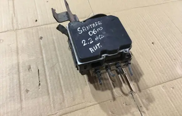Hyundai Santa Fe ABS Pump 589102B850