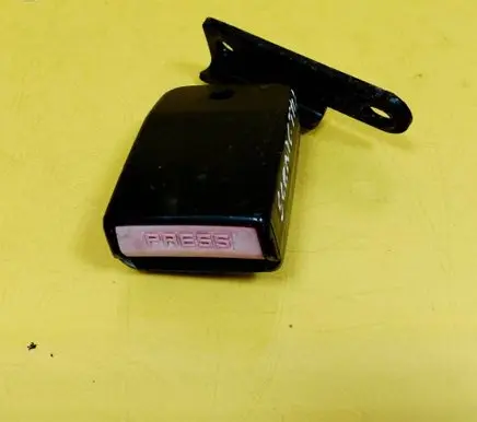 Renault Scenic I Rear seatbelt buckle 427284