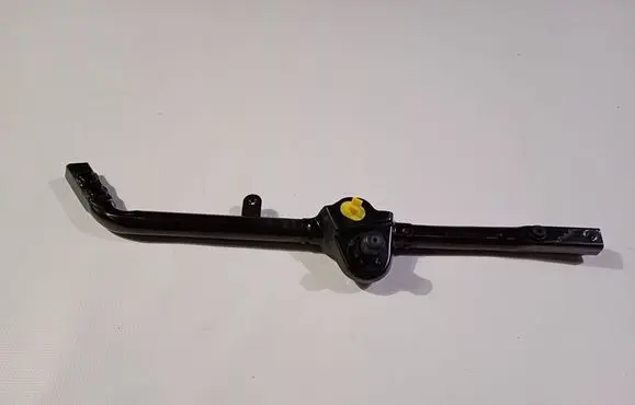 Chrysler Pacifica Radiator support slam panel bracket 68231356AE