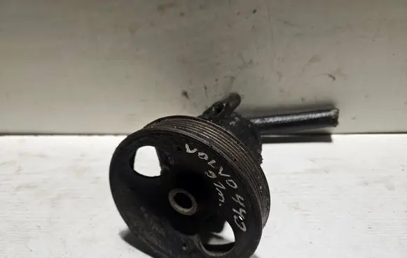 Volvo 440 Power steering pump 7844983