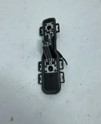 Nissan Primera Tail light bulb cover holder 89025242