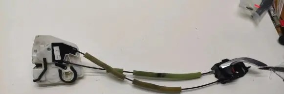 Mazda 6 Front door lock