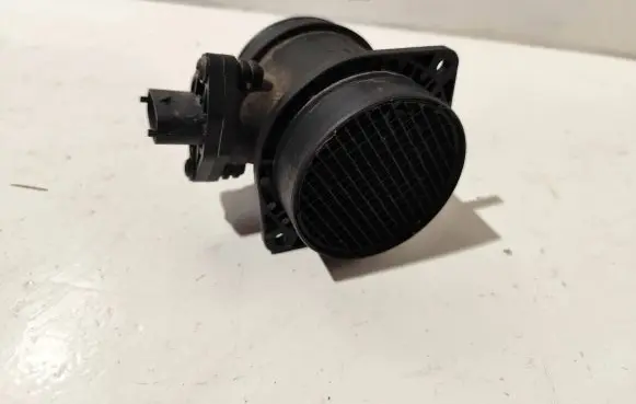 Volvo V70 Mass air flow meter 8670112 0280218108