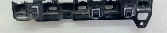 BMW 5 G30 G31 Front bumper mounting bracket 7387342