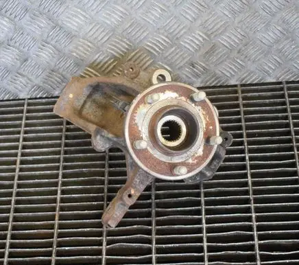 Ford Focus Front wheel hub AV613K170