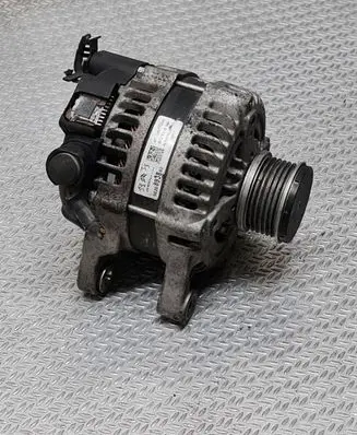 Peugeot 3008 II Generator/alternator 9820893880