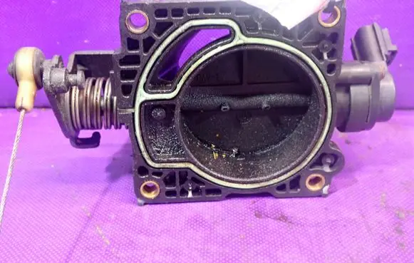Ford Mondeo Mk III Throttle body valve 1S7U-9e927-CA
