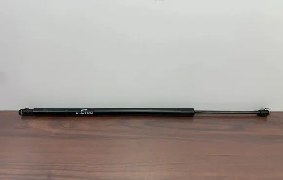 Chrysler Pacifica Tailgate/trunk strut/damper 68230342AE 070292