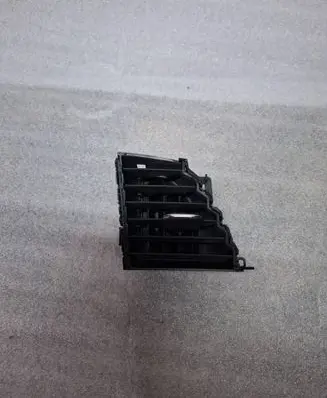 Opel Insignia B Dash center air vent grill 39017311