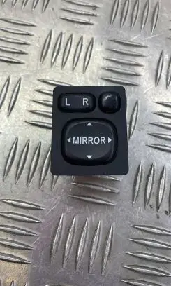 Toyota Land Cruiser (J120) Wing mirror switch 769747B