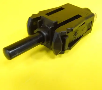 Mercedes-Benz C W204 Brake pedal sensor switch 0015458714
