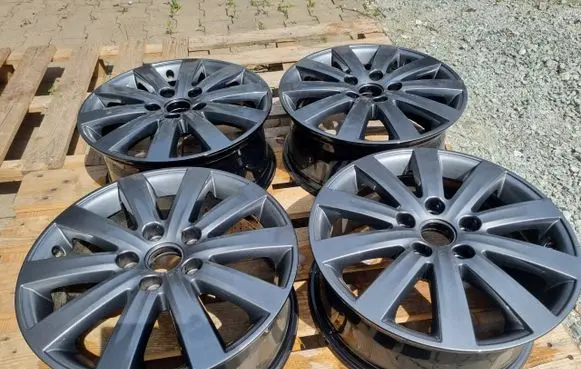 Volkswagen Multivan T5 R18 alloy rim 7e0601025c