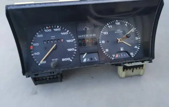 Volkswagen Golf II Speedometer (instrument cluster) 191919059B 191919033CH