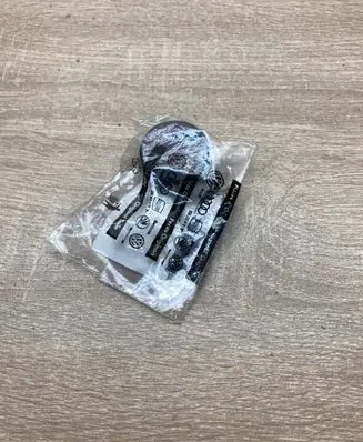 Volkswagen Up Seat trim 1S0881469