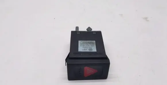 Volkswagen PASSAT B5.5 Hazard light switch 3B0953235D
