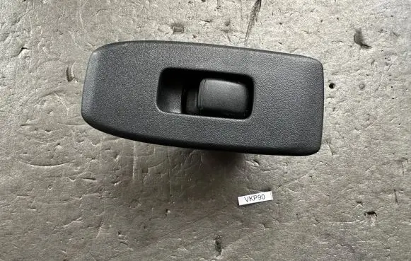 Mitsubishi Pajero Electric window control switch MR445659 MR444892