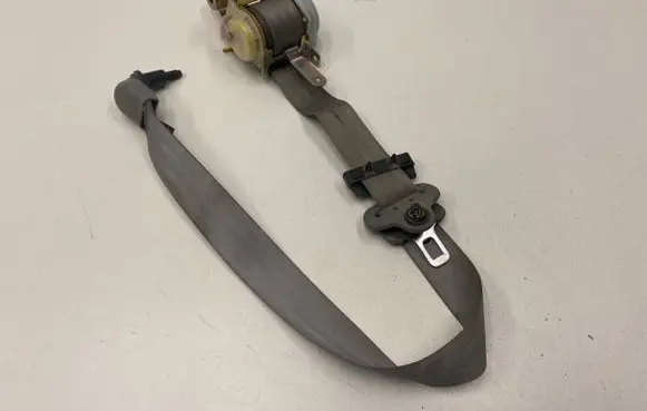 KIA Sorento Front seatbelt 0432022