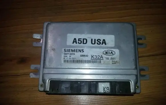 KIA Rio Engine control unit/module 5wy1307a k32a18881