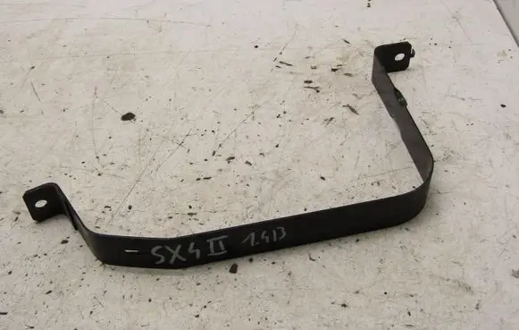 Suzuki SX4 S-Cross Fuel tank mounting bracket 7520091AA