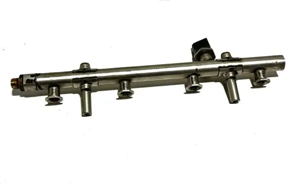 Volkswagen Golf VII Fuel main line pipe 06K133317G 18987