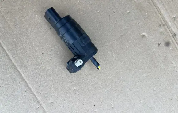 Volkswagen ID.5 Windscreen/windshield washer pump 1K6955651