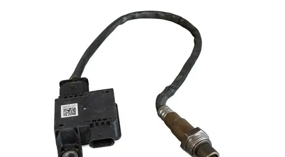 Mercedes-Benz Sprinter W907 W910 Lambda probe sensor A0009050608
