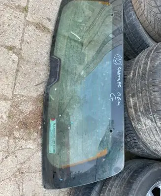Hyundai Santa Fe Opening tailgate glass 
