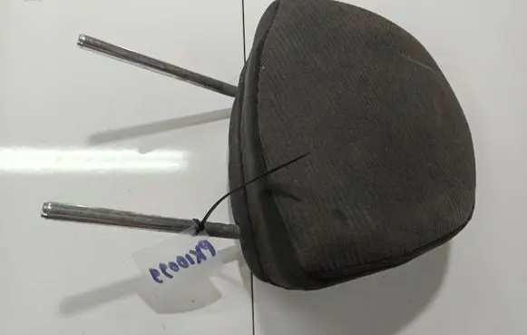 Nissan Primera Front seat headrest 