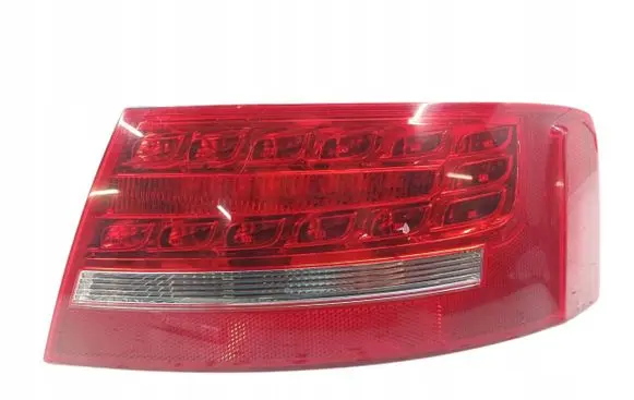 Audi A5 8T 8F Rear/tail lights 8T8945096D