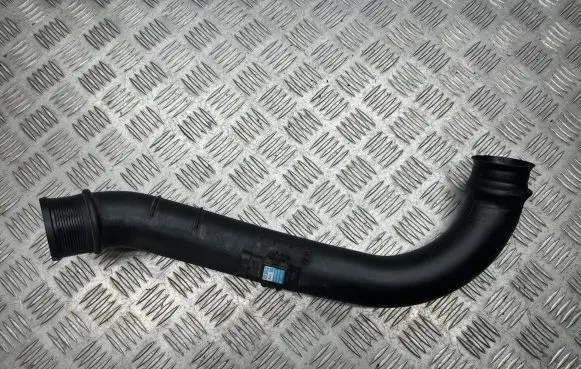 Volvo S40, V40 Intercooler hose/pipe 30620813 09388129 30889795